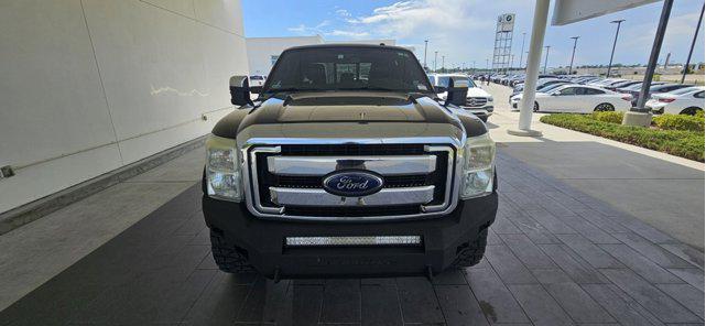 Photo of 2013 Tuxedo Black Metallic Ford F-250