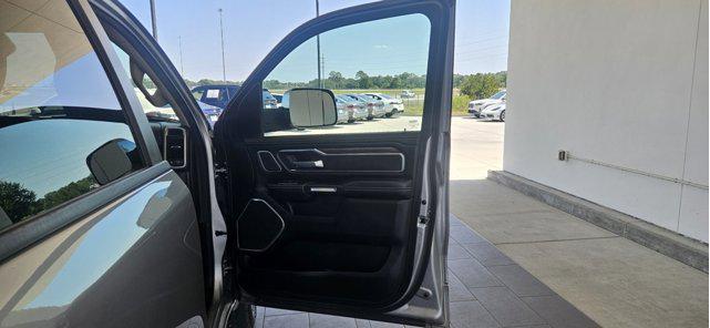Photo of 2020 Billet Silver Metallic Clearcoat RAM 1500