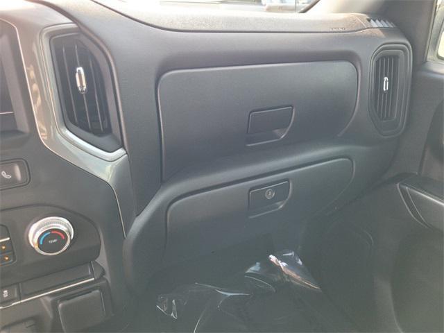 Photo of 2023 Summit White GMC Sierra 1500