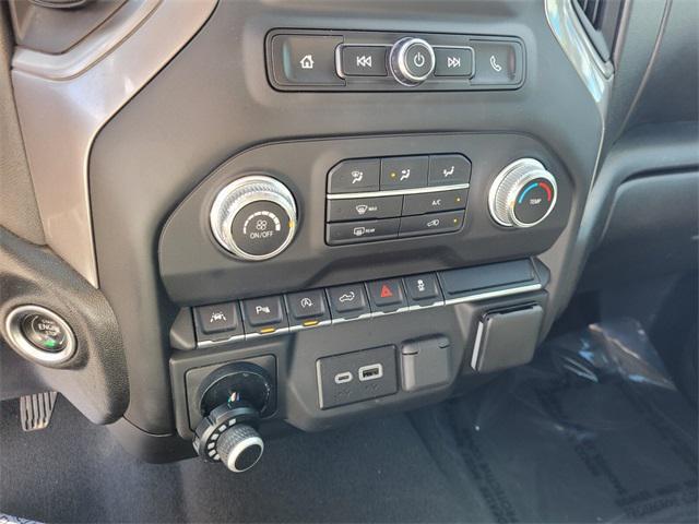 Photo of 2023 Summit White GMC Sierra 1500
