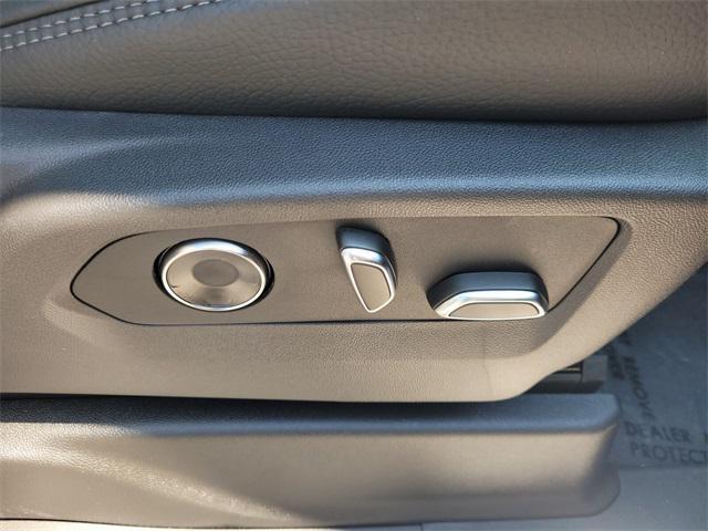Photo of 2025 Downpour Metallic GMC Yukon XL
