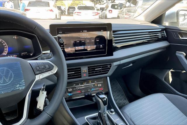 Photo of 2025 Pyrite Silver Metallic Volkswagen Jetta