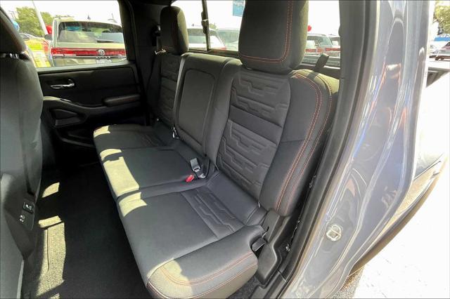 Photo of 2023 Boulder Gray Pearl Nissan Frontier