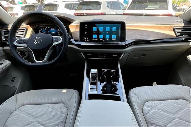 Photo of 2025 Mountain Lake Blue Metallic Volkswagen Atlas