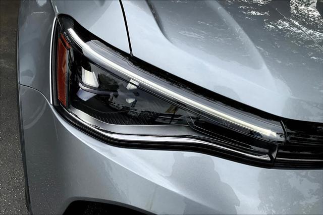 Photo of 2025 Pyrite Silver Metallic Volkswagen Taos