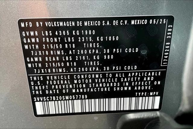 Photo of 2025 Pyrite Silver Metallic Volkswagen Taos
