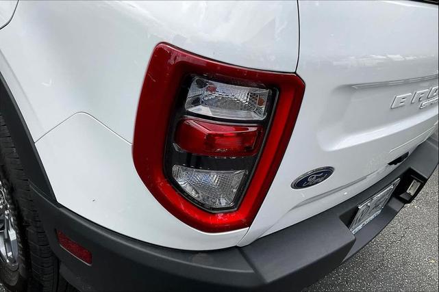 Photo of 2022 Oxford White Ford Bronco Sport