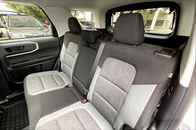 Photo of 2022 Oxford White Ford Bronco Sport