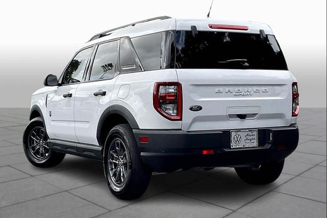 Photo of 2022 Oxford White Ford Bronco Sport