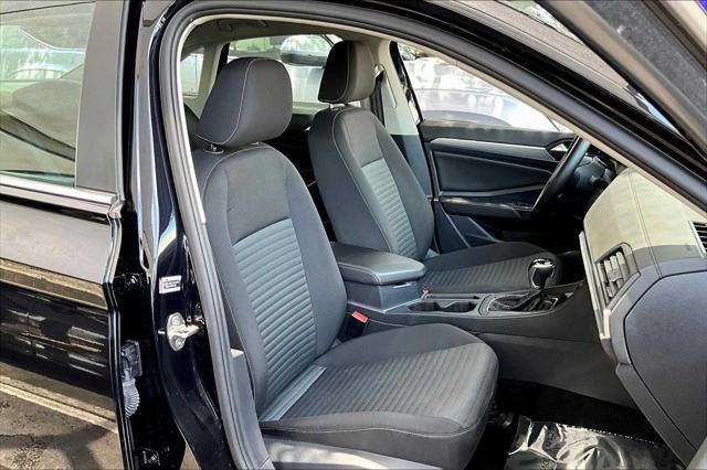 Photo of 2024 Deep Black Pearl Volkswagen Jetta