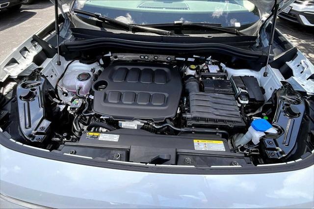 Photo of 2025 Pure White Volkswagen Tiguan