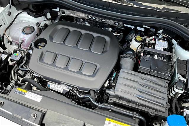 Photo of 2025 Pure White Volkswagen Tiguan