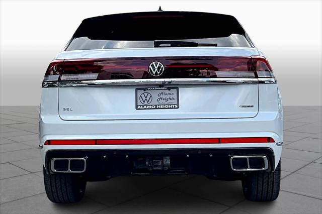 Photo of 2025 Opal White Pearl Volkswagen Atlas Cross Sport