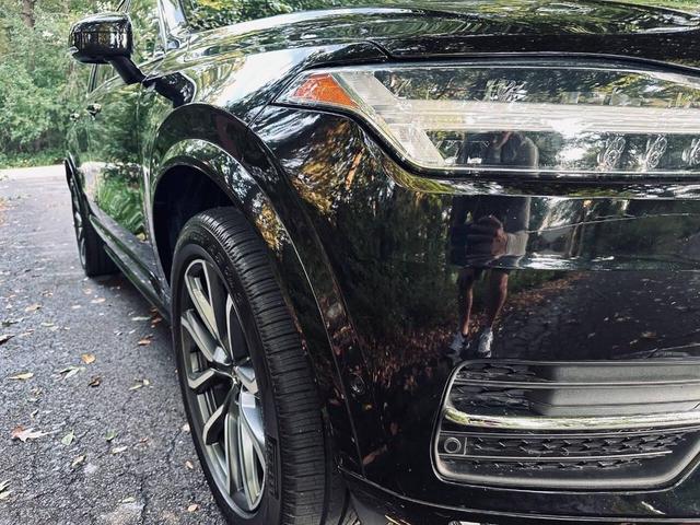 Photo of 2018 Black Volvo XC90