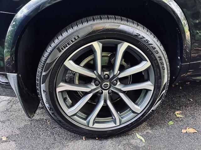 Photo of 2018 Black Volvo XC90