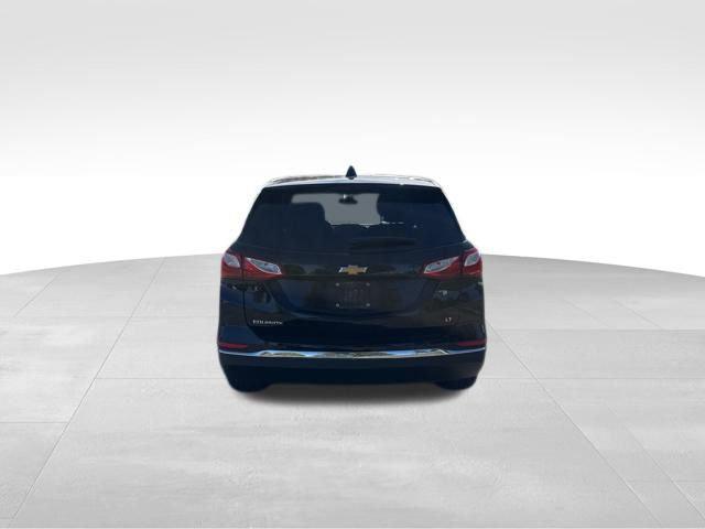 Photo of 2020 Mosaic Black Metallic Chevrolet Equinox