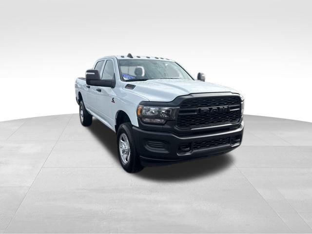 Photo of 2024 Bright White Clearcoat RAM 2500