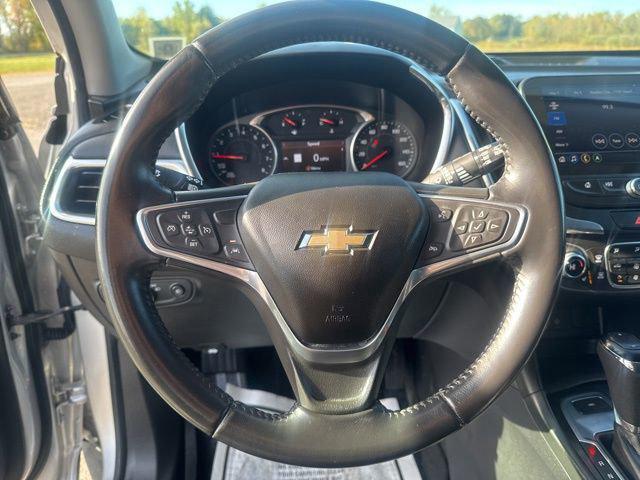 Photo of 2020 Silver Ice Metallic Chevrolet Equinox