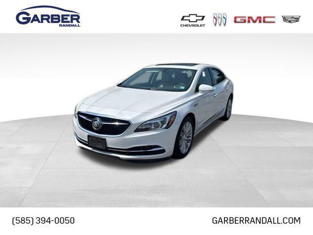 Photo of 2019 White Frost Tricoat Buick LaCrosse