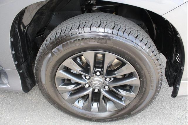 Photo of 2023 Nebula Gray Pearl Lexus GX 460
