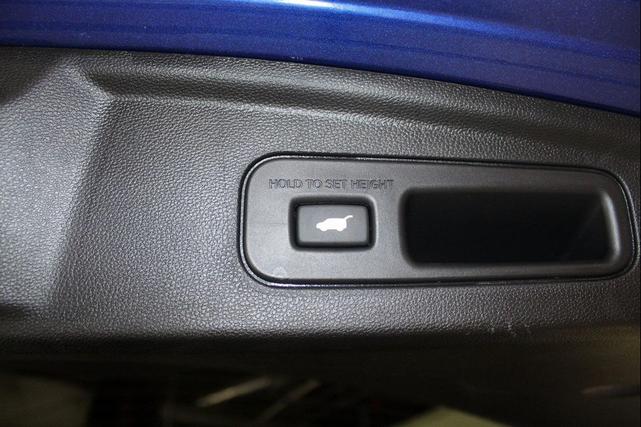 Photo of 2025 Apex Blue Pearl Acura MDX