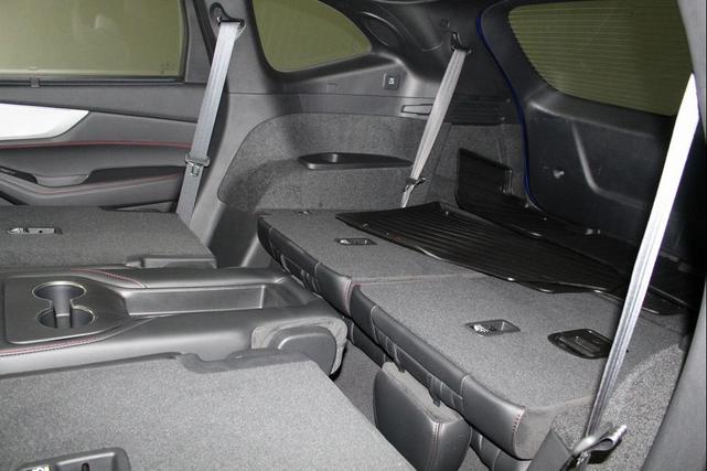 Photo of 2025 Apex Blue Pearl Acura MDX