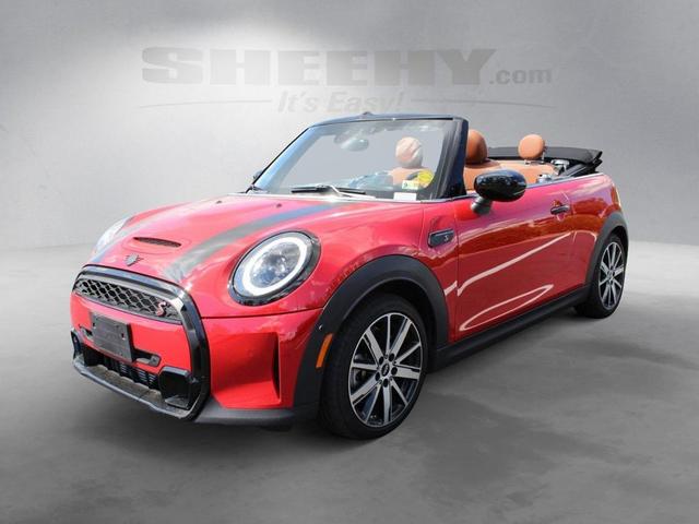 Photo of 2024 Chili Red MINI Convertible
