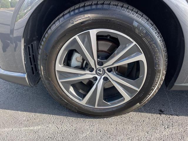 Photo of 2025 Cloudburst Gray Lexus RX 350