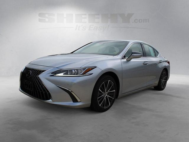 Photo of 2022 Iridium Lexus ES 300h