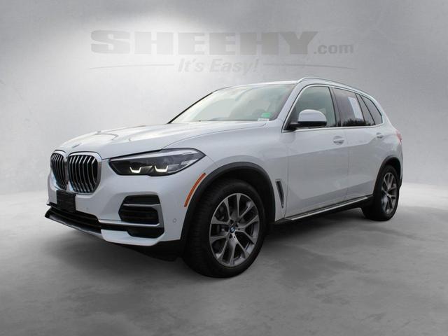 Photo of 2022 White Metallic BMW X5