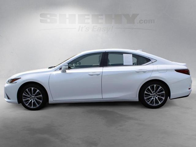 Photo of 2019 Eminent White Pearl Lexus ES 350
