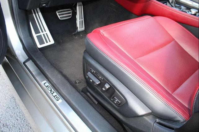 Photo of 2018 Silver Lexus GS 350