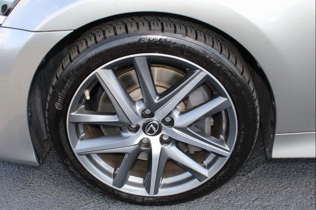 Photo of 2018 Silver Lexus GS 350