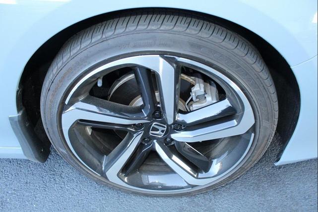 Photo of 2022 Gray Pearl Honda Accord