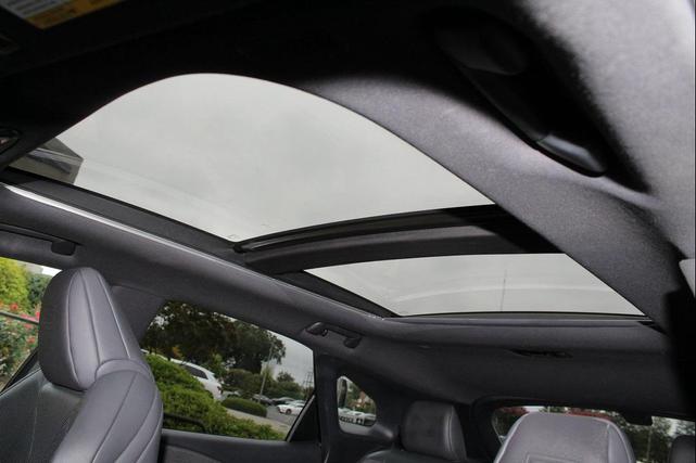 Photo of 2023 Gray Pearl Lexus RX 500h