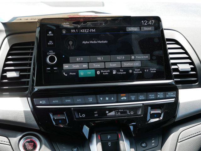 Photo of 2025 Crystal Black Pearl Honda Odyssey