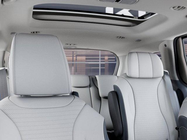Photo of 2026 Ivory Silver Kia Carnival