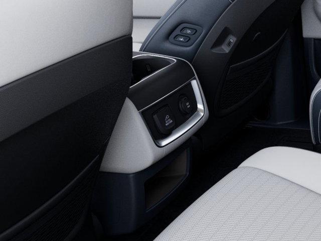 Photo of 2026 Ivory Silver Kia Carnival