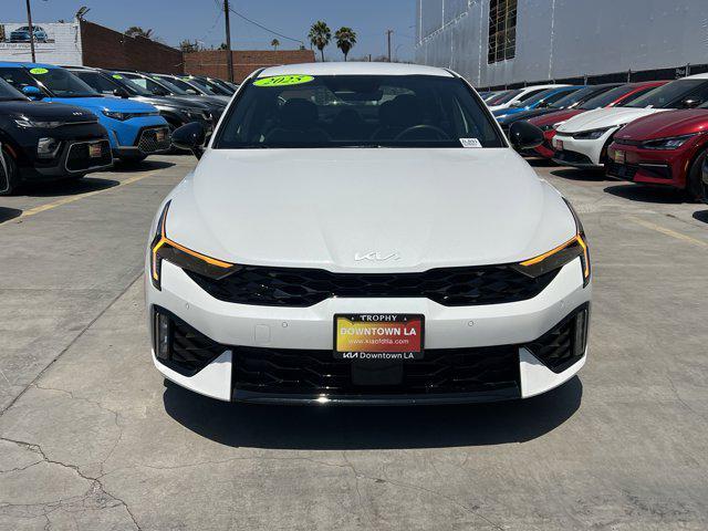 Photo of 2025 Snow White Pearl Kia K5