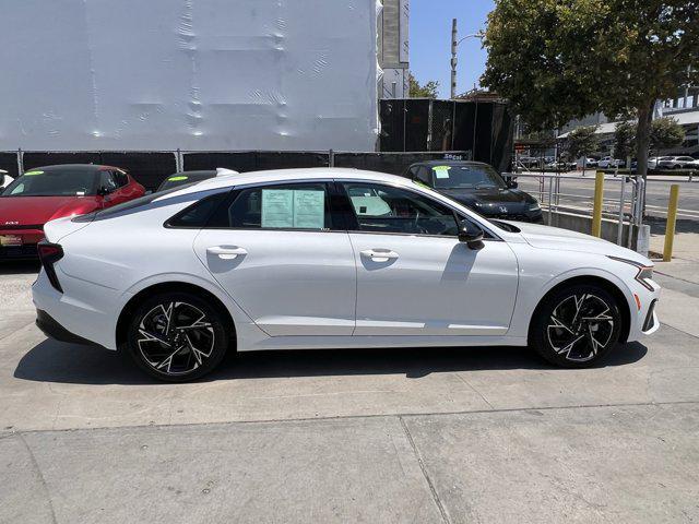 Photo of 2025 Snow White Pearl Kia K5