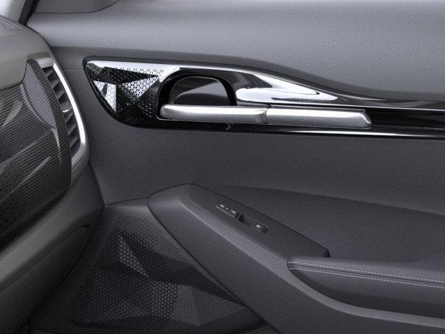Photo of 2026 Clear White/Black Roof Kia Seltos
