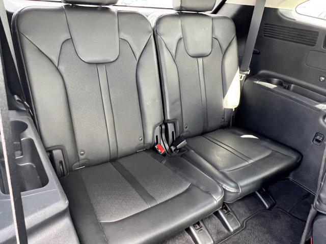 Photo of 2022 Gravity Grey Kia Sorento