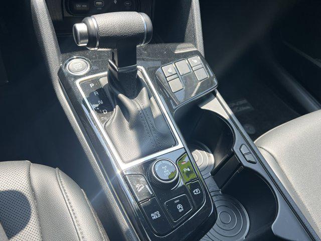 Photo of 2024 Gravity Gray Kia Sportage