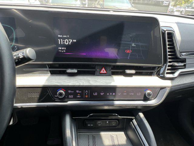 Photo of 2023 Fusion Black Kia Sportage