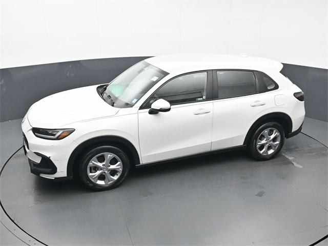Photo of 2023 Modern Steel Metallic Honda HR-V