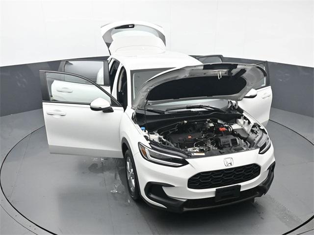 Photo of 2023 Modern Steel Metallic Honda HR-V