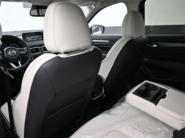 Photo of 2025 Rhodium White Metallic Mazda CX-5