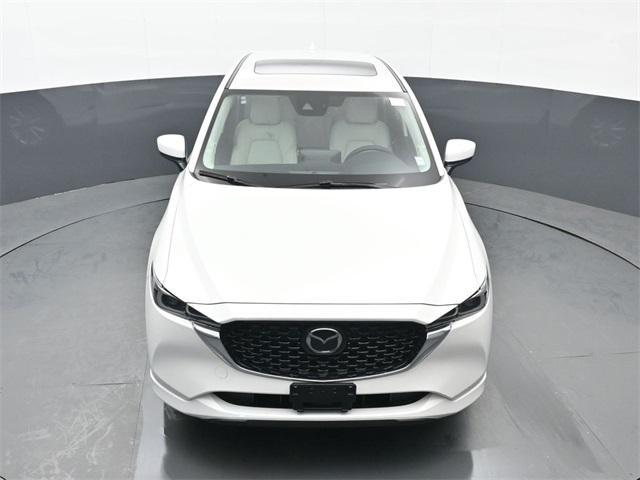 Photo of 2025 Rhodium White Metallic Mazda CX-5