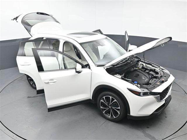 Photo of 2022 Snowflake White Pearl Mica Mazda CX-5