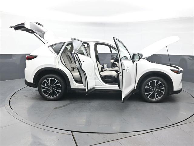 Photo of 2022 Snowflake White Pearl Mica Mazda CX-5